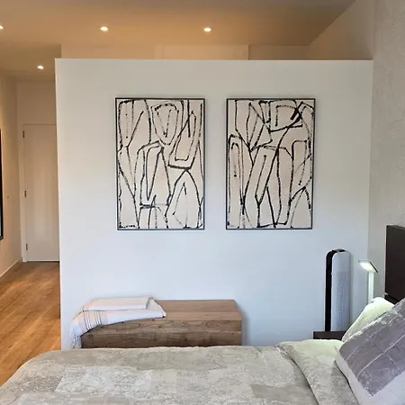 Opening Doors Plaza Letamenti I - Premium Apartament *