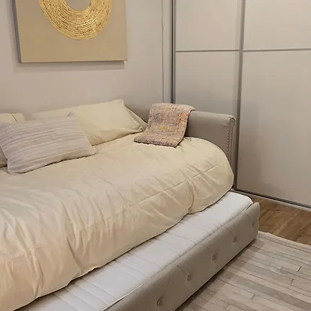 Apartment Opening Doors Summer Chic *