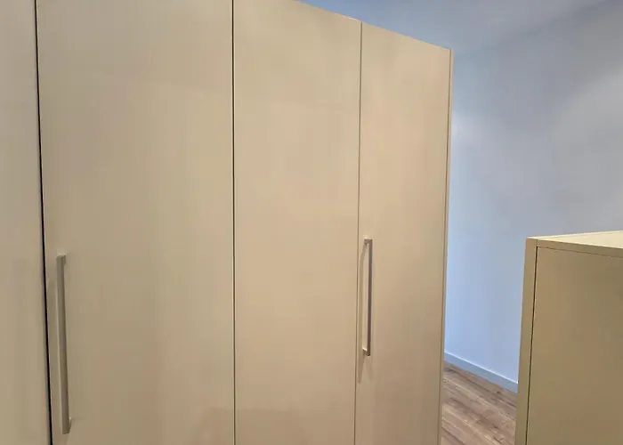 Opening Doors Summer Chic *